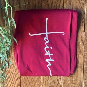 NWOT “Faith” Cross Art Soft Christian T-Shirt